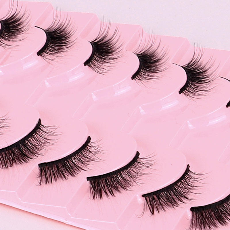 Beakey Half Lashes Natural Look 3D Cat Eye Eyelashes 10 Pairs Multi Layered Wispy Fluffy Eyelashes Reusable-BY01