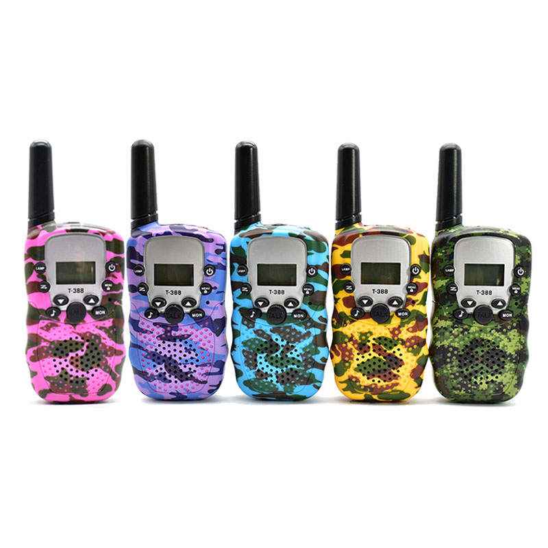 Beakey 5 Pcs Kids Walkie Talkies with Flashlight Radio Distance 3000m