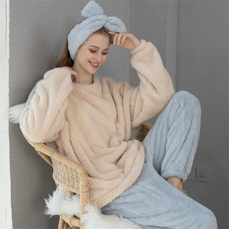 Beakey Womens Thickened Coral Fleece Pajamas Set with Scarf-Blue