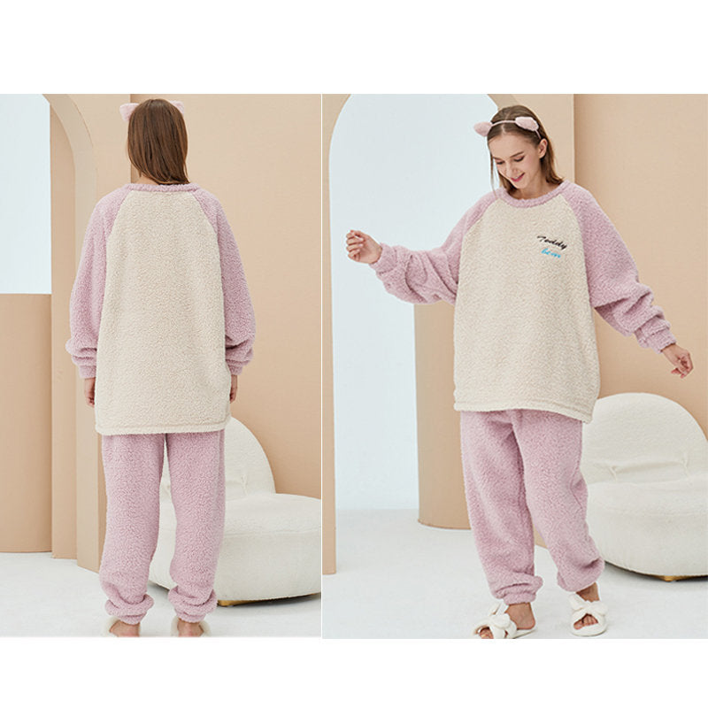 Beakey Crewneck Colorblock Pajamas Set for Couple-Pink
