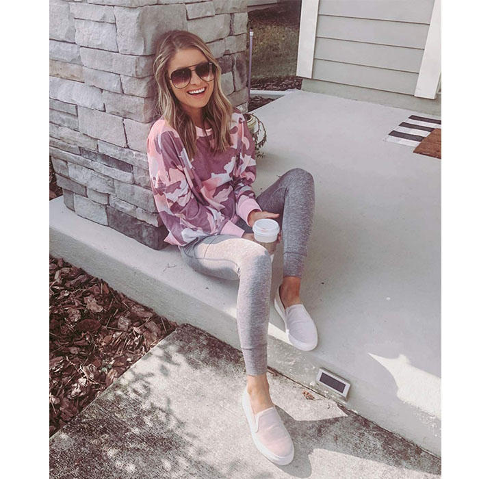 Beakey Womens Sweatshirts Camo Print Crew Neck Long Sleeve Casual TopsPink-202024