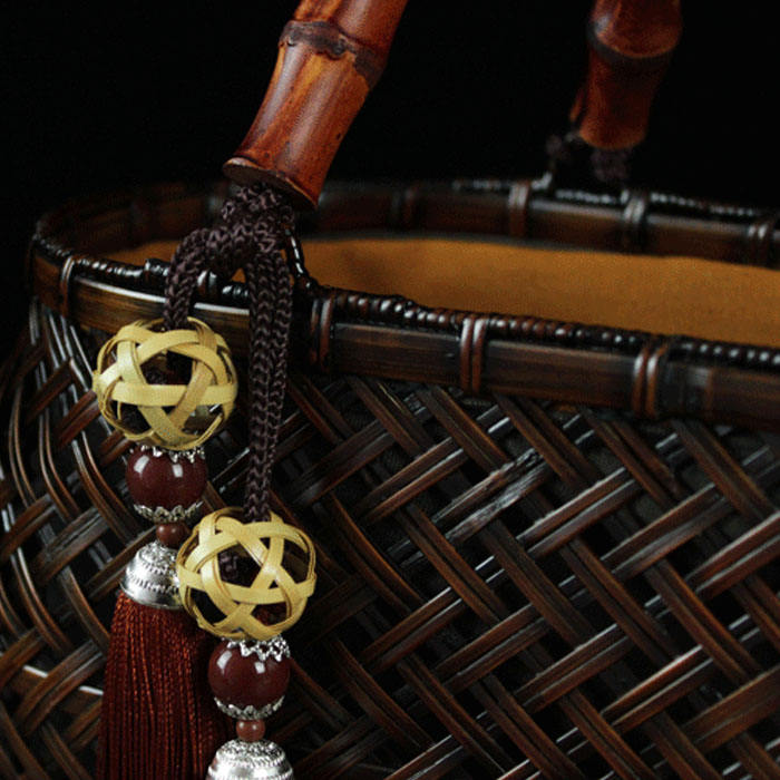 Beakey Retro Womens Bamboo Handbag Handmade Large Tote Bag Wicker Basket Bag With Ornaments